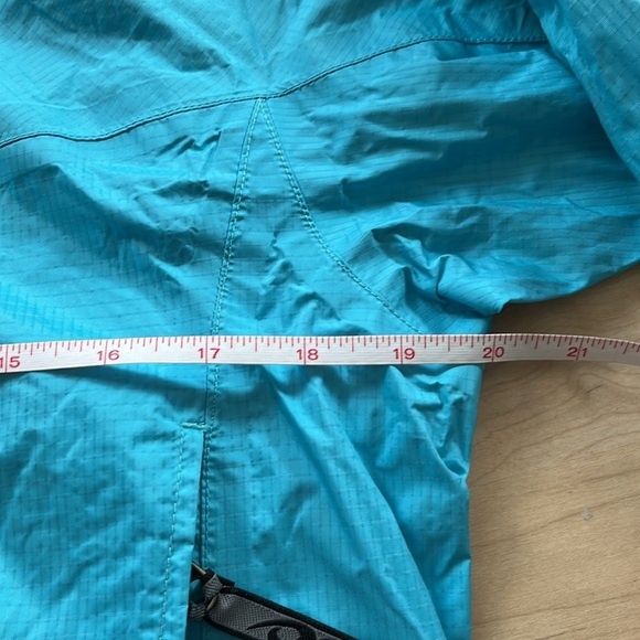 Marmot Kids Aqua Blue Lightweight Rain Jacket Youth XL Hood Zippered Pockets - Picture 5 of 9